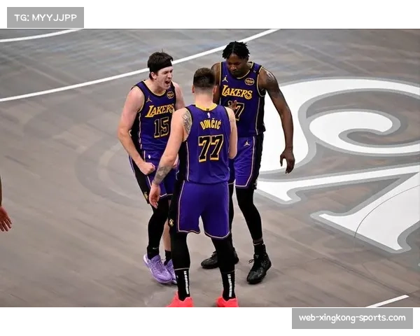 湖人詹姆斯与东契奇出场时间过长存隐患